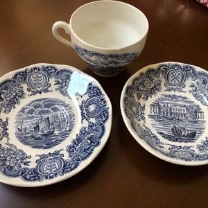Historical Ports of England Port of Hull Set of 3 Tea cup saucer & bowl Blue